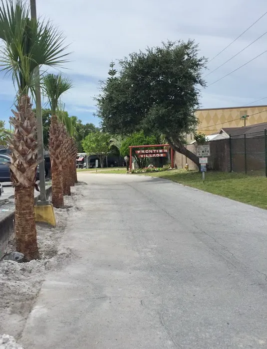 Frontier Village Mobile Home Park Picture 8