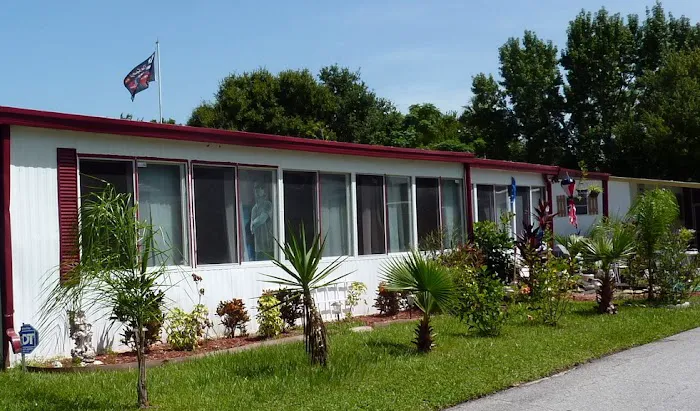 Frontier Village Mobile Home Park Picture 9