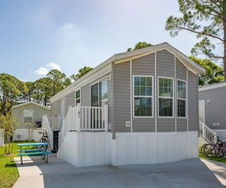 Sun Retreats Dunedin