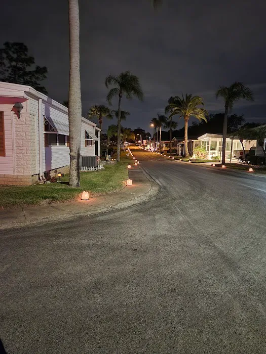 Blue Jay Estates Mobile Home Park Picture 3