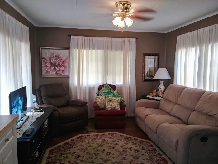 Palm Shores Mobile Village Picture 5