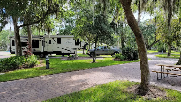 East Lake Fish Camp Picture 3