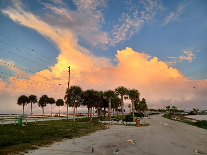 Doral Village Picture 5