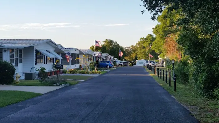Colony Club Mobile Home Estates Picture 1