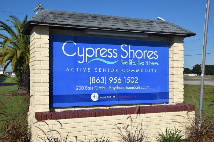 Cypress Shores Manufactured Home Community Picture 2