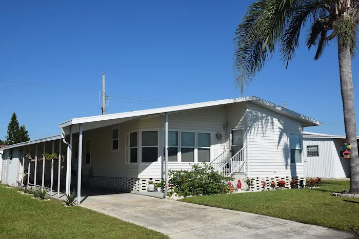 Cypress Shores Manufactured Home Community Picture 3