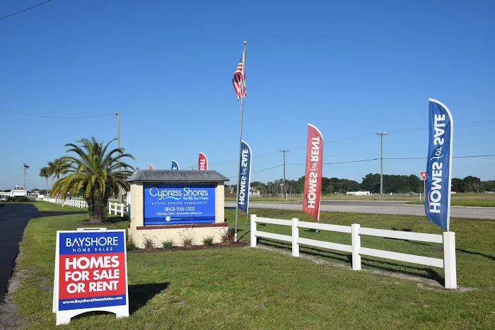 Cypress Shores Manufactured Home Community Picture 5