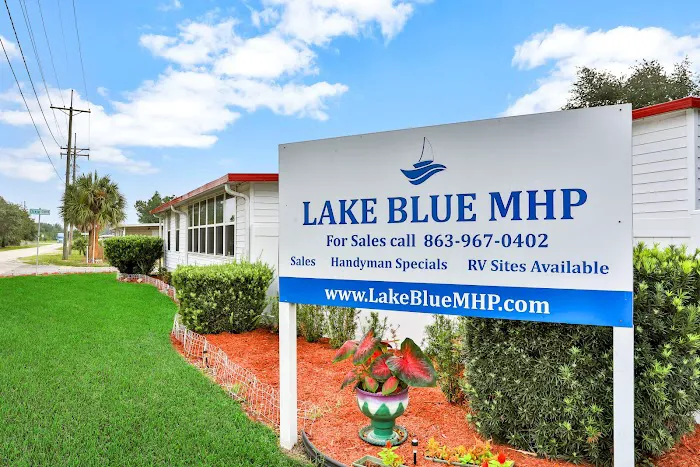 Lake Blue Mobile Home Community Picture 7