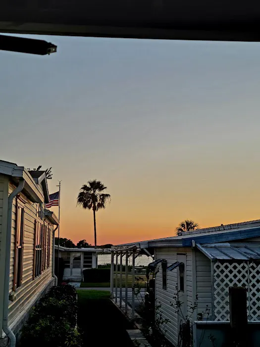 Lake Region Village Picture 5