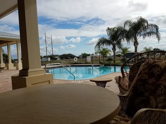Bay Lake Motorcoach Resort Picture 1