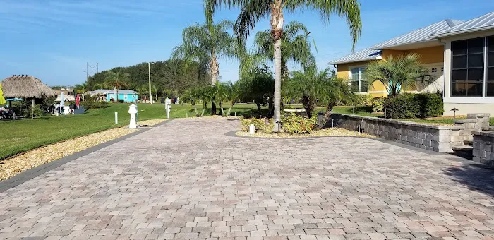 Bay Lake Motorcoach Resort Picture 8