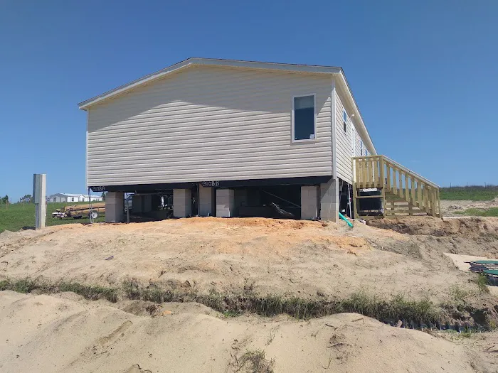 Colonial Mobile Home Park Picture 1