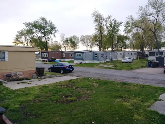 Paul's Friendly City Manufactured Home Picture 2