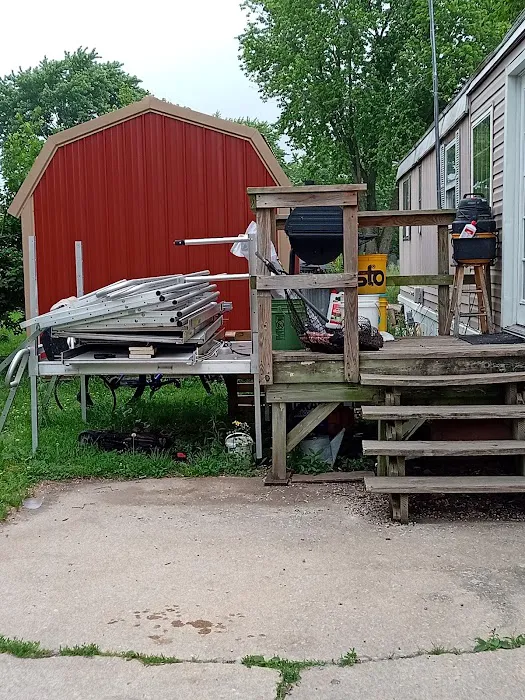 Paul's Friendly City Manufactured Home Picture 4