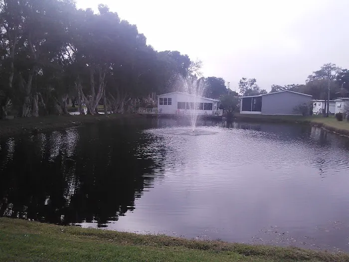 Lake Haven Picture 6