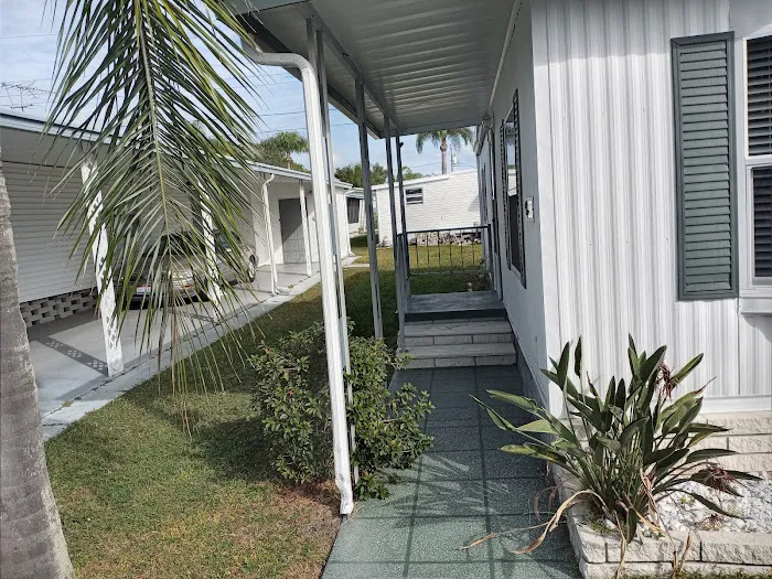 Dunedin Palms Mobile Home Park Picture 2