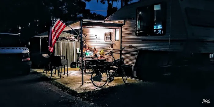 Sunshine Trailer Park Picture 3