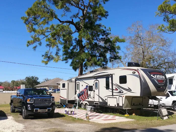 Sunshine Trailer Park Picture 4