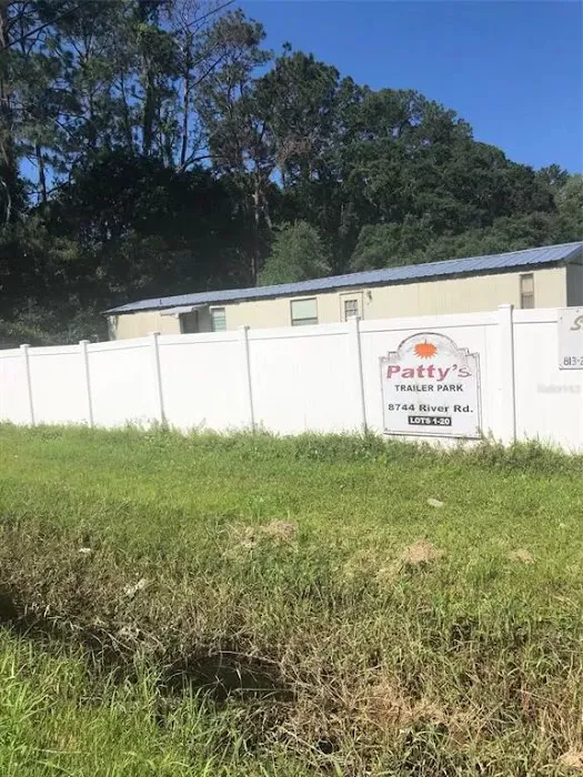 Patty's Trailer Park Picture 6