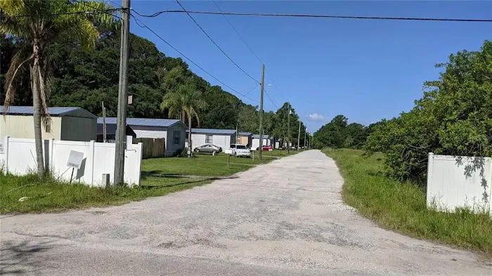 Patty's Trailer Park Picture 5