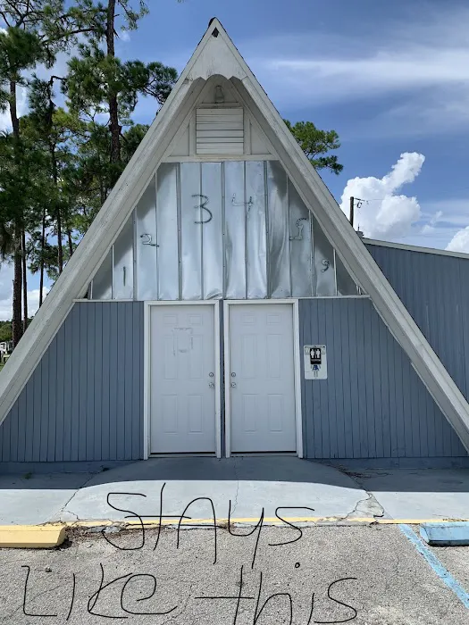 Cypress Gardens Mobile Home & RV Park Picture 4
