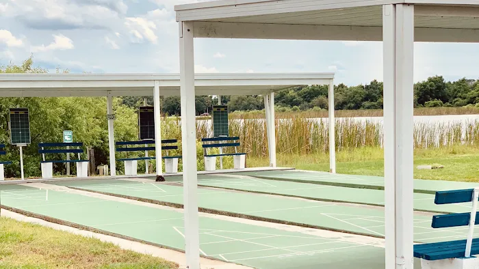 Dell Lake Village Mobile Home Community Picture 6