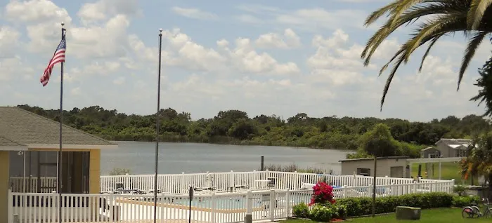 Dell Lake Village Mobile Home Community Picture 7