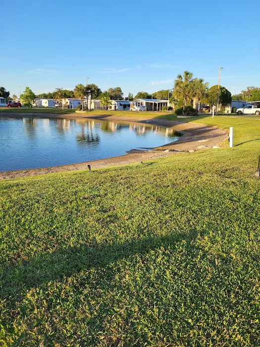 Winter Haven Manufactured Home Community Picture 3