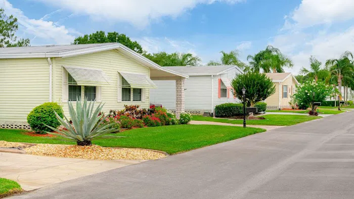 The Hamptons Golf & Country Club Picture 2