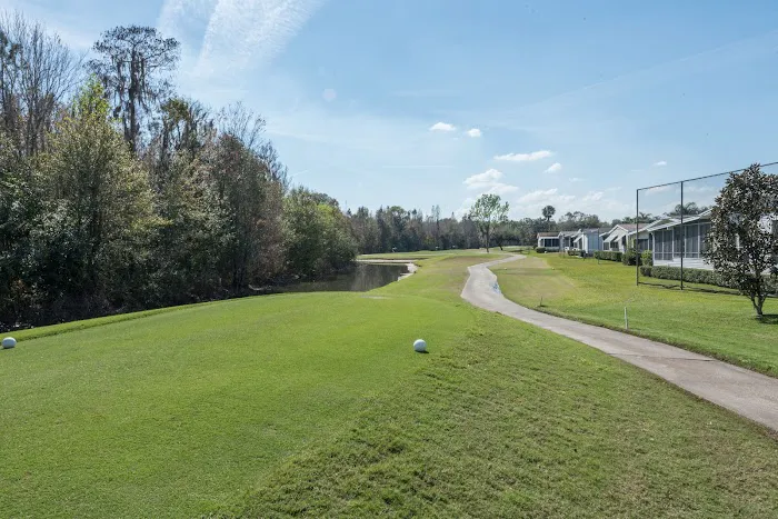 The Hamptons Golf & Country Club Picture 9