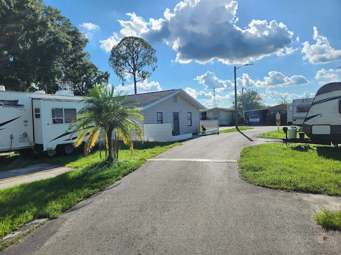 Palm Breeze Estates Picture 1