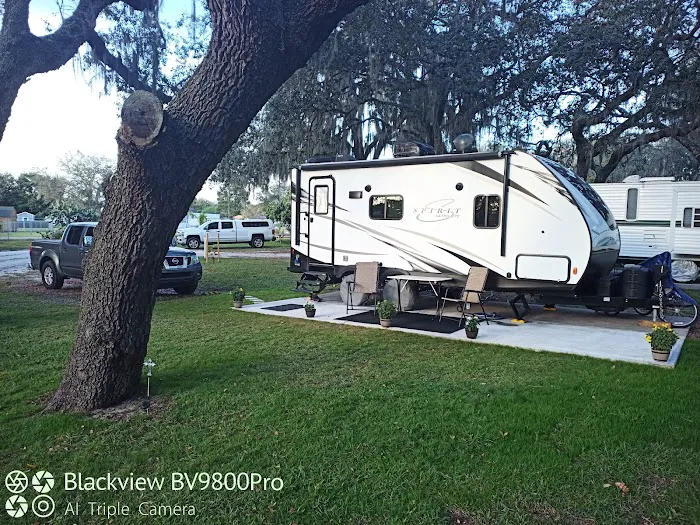 Warrens RV Park Picture 1