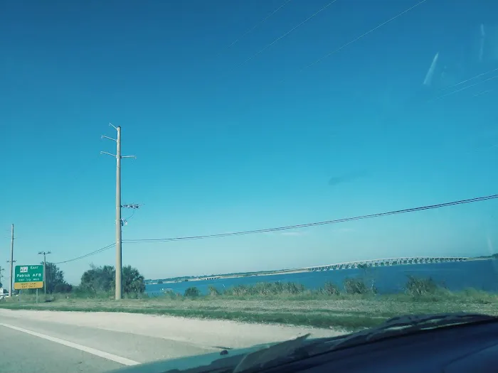 Riverview Picture 7