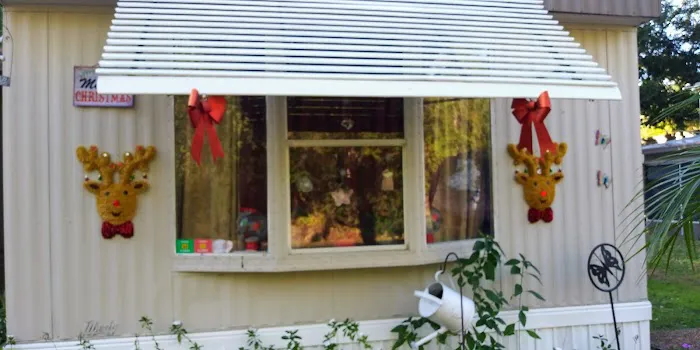 Village Glen Picture 1