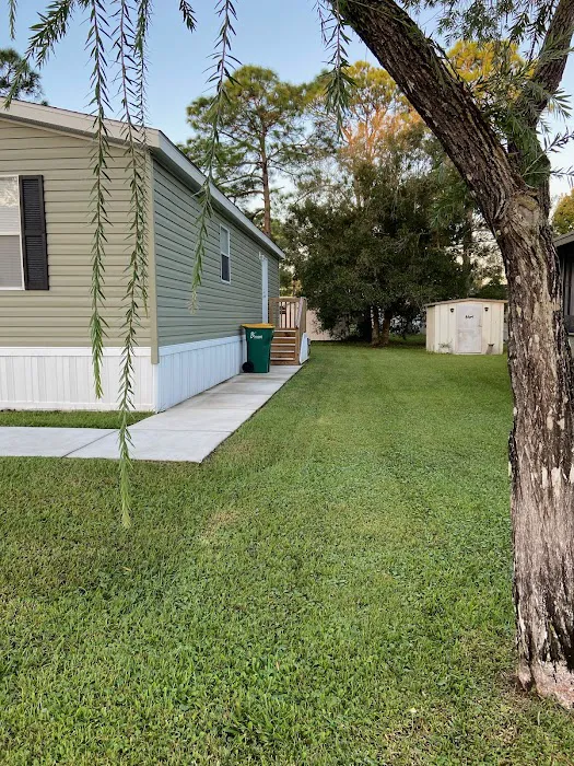 Village Glen Picture 4