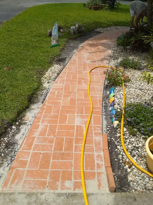 Village Glen Picture 2