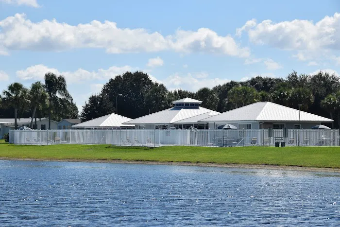 Pedaler's Pond Manufactured Home Community Picture 2