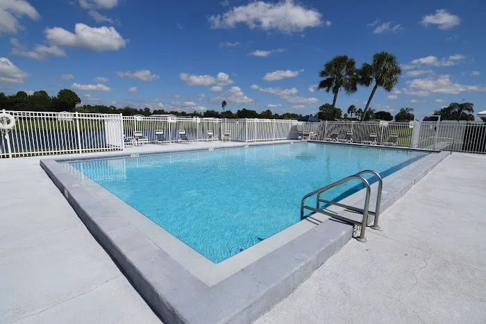 Pedaler's Pond Manufactured Home Community Picture 1