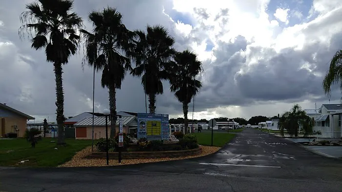 Good Life RV Resort Picture 7