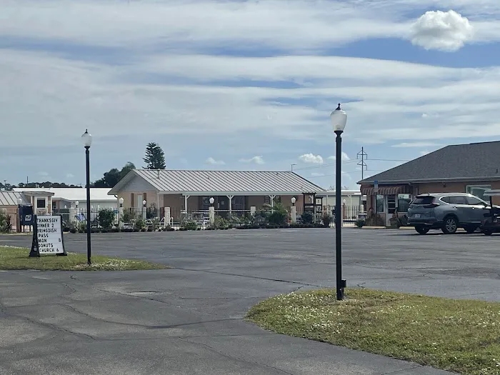 Good Life RV Resort Picture 9