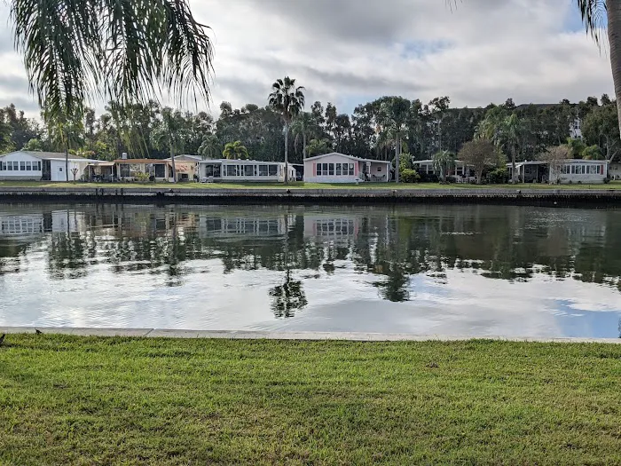 Bay Aristocrat Village Picture 6