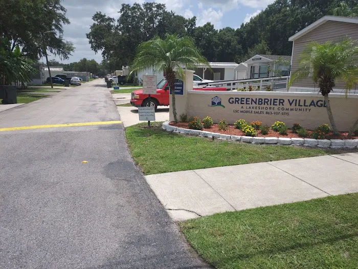 Greenbrier Village Picture 3