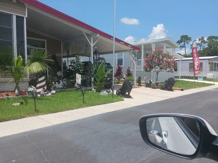 La Plaza Mobile Home Park Picture 1