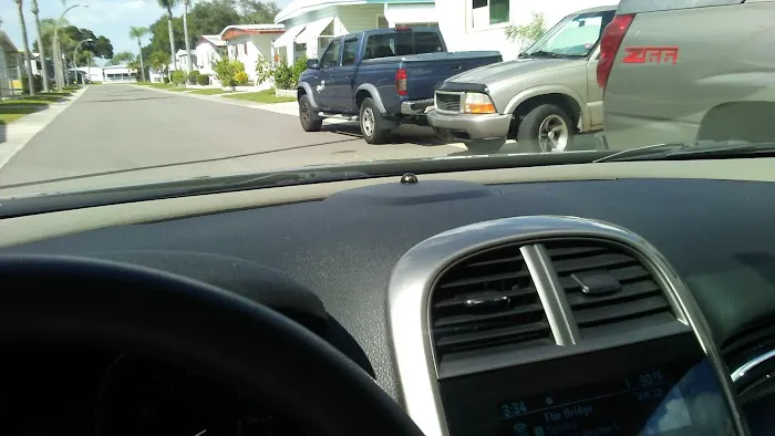 La Plaza Mobile Home Park Picture 9