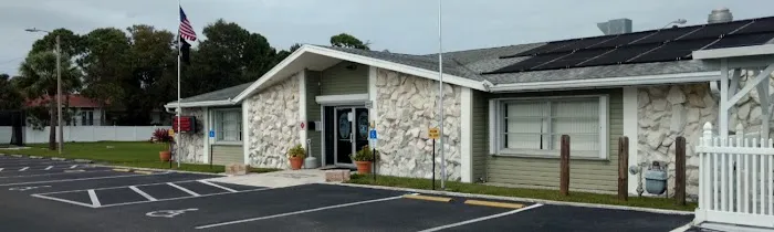 Town & Country Mobile Home Park Picture 4