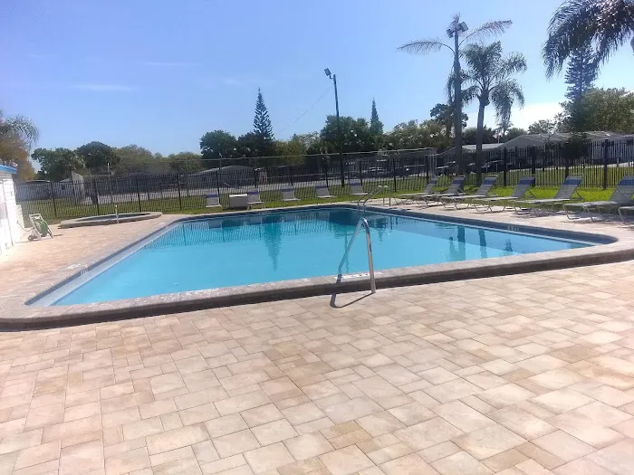 Kings Manor Estates Picture 2