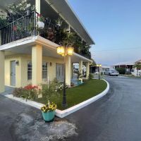 Yankee Traveler RV Park ico