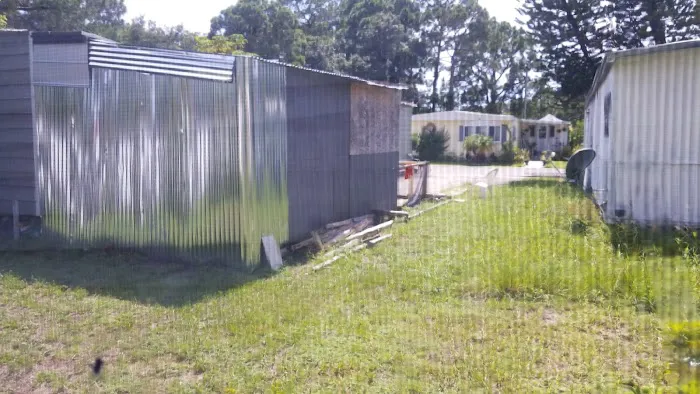 Whispering Pines - Largo Picture 9