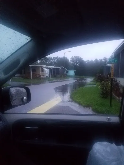 Paradise Park Co-Op Picture 2