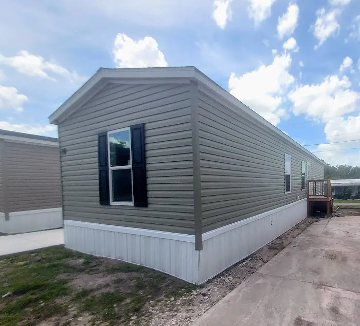 Oakhill Mobile Home Community Picture 6